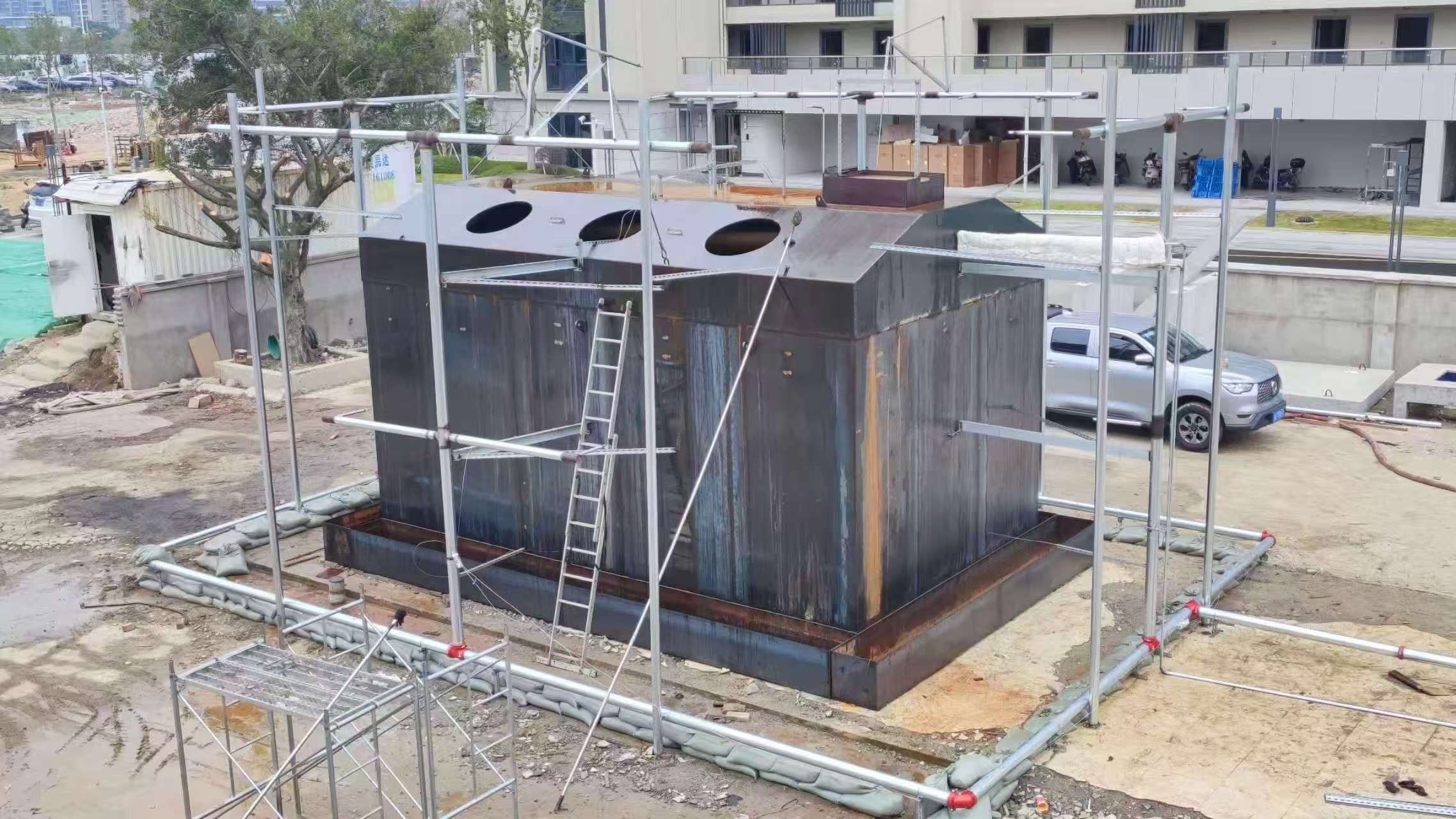 220kV全尺寸变压器试验模型整体结构及周边喷雾管网